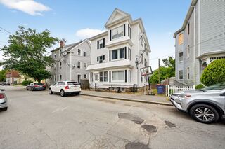 Photo of 496 Summer St New Bedford, MA 02746