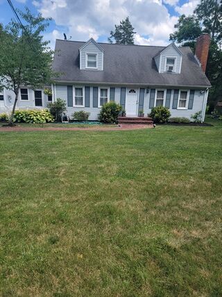 Photo of real estate for sale located at 576 Pike Ave Attleboro, MA 02703