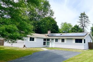 Photo of real estate for sale located at 15 Colgate Rd Beverly, MA 01915