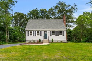 Photo of real estate for sale located at 92 Melody Dr Attleboro, MA 02703