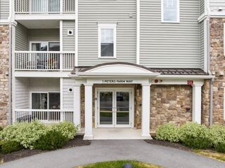 Photo of real estate for sale located at 1102 Peters Farm Way Westborough, MA 01581