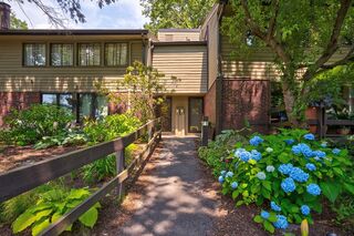 Photo of real estate for sale located at 554 Great Elm Way Acton, MA 01718