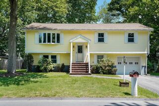Photo of 6 Wabon Cir Methuen, MA 01844