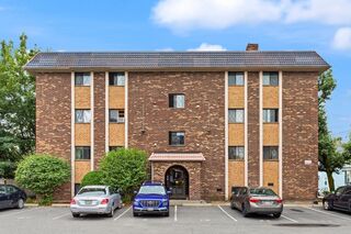 Photo of real estate for sale located at 301 Lowell Street Somerville, MA 02145