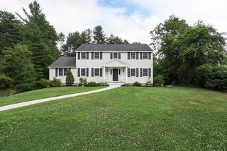 Photo of real estate for sale located at 24 Enfield Dr Andover, MA 01810