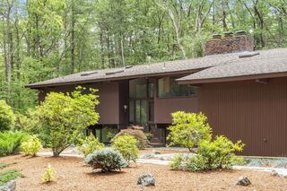 Photo of real estate for sale located at 51 Pilgrim Path Carlisle, MA 01741
