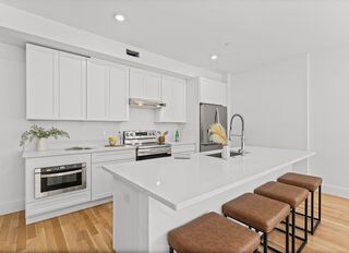 Photo of real estate for sale located at 272 Lincoln St Marlborough, MA 01752
