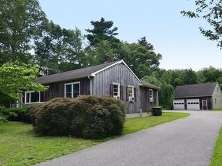 Photo of real estate for sale located at 85 Maple Street Bellingham, MA 02019