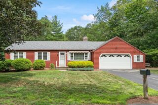Photo of real estate for sale located at 61 Amble Rd Chelmsford, MA 01824