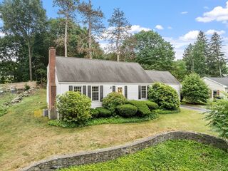 Photo of real estate for sale located at 35 Windmill Dr Marlborough, MA 01752