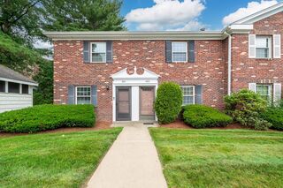 Photo of real estate for sale located at 1802 Windsor Drive Framingham, MA 01701
