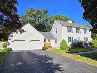 Photo of real estate for sale located at 42 Wayside Ln Ashland, MA 01721
