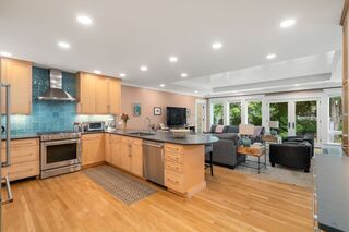 Photo of 893 Watertown St Newton, MA 02465