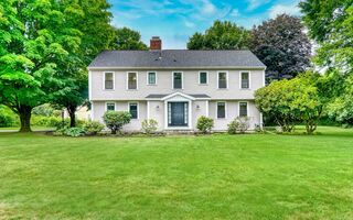 Photo of 17 Longmeadow Road Lincoln, MA 01773