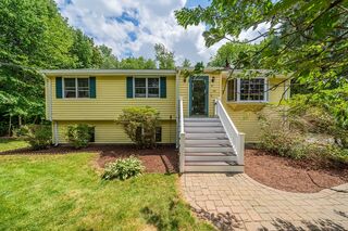 Photo of 49 Eldred St Lexington, MA 02420
