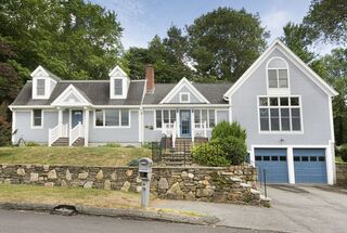 Photo of 18 Crestview Dr Westborough, MA 01581