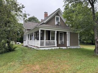 Photo of 31-33 Pearl Place Stoughton, MA 02072