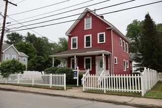 Photo of 92 Alexander St Framingham, MA 01702