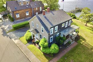 Photo of real estate for sale located at 5 Lafayette St Fairhaven, MA 02719