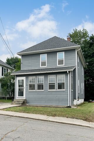 Photo of 4 Worcester St Clinton, MA 01510
