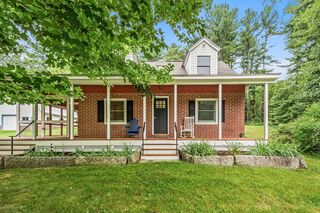 Photo of 84 High St Upton, MA 01568