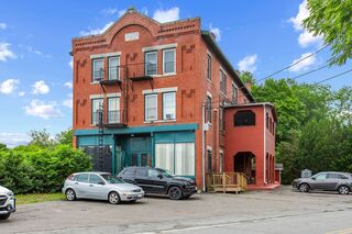 Photo of 4 Davis St Shirley, MA 01464