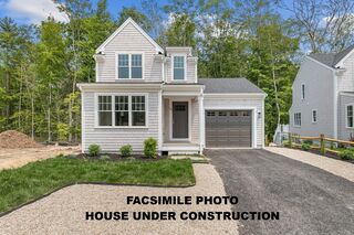 Photo of 14 Pat Rose Way Rockland, MA 02370