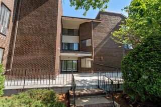 Photo of 935 Washington St Newton, MA 02460