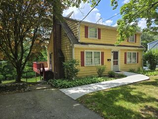 Photo of 150 Grove St Reading, MA 01867