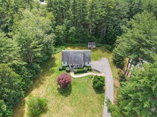Photo of real estate for sale located at 8 Autumn Ln Bolton, MA 01740