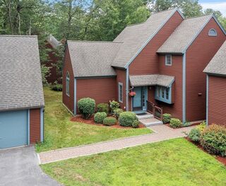 Photo of real estate for sale located at 8 Bixby Ln Westford, MA 01886