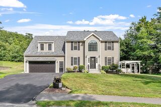 Photo of real estate for sale located at 15 Quarry Ln Fitchburg, MA 01420