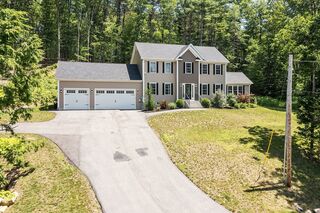 Photo of 100 Platts Rd Ashburnham, MA 01430