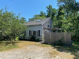 Photo of 677 Route 6a Yarmouth Port, MA 02675