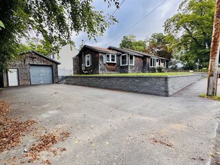 Photo of real estate for sale located at 22 Lincoln Ave. Plainville, MA 02762