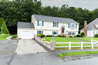 Photo of 13 Pingry Way Ayer, MA 01432