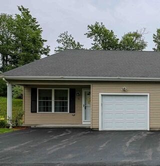 Photo of 6 Cole Dr Oxford, MA 01537