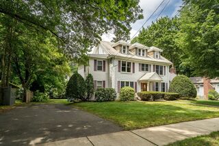 Photo of 829 Chestnut St Waban, MA 02468