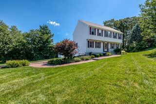 Photo of 2 Cherry Tree Ln Plainville, MA 02762