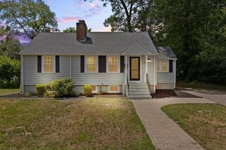 Photo of 15 Intervale Rd Dedham, MA 02026