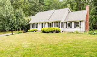 Photo of 25 Lakeshore Dr Sterling, MA 01564