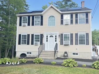 Photo of 421 School St Winchendon, MA 01475