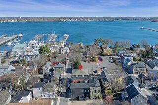 Photo of 114 Derby St Salem, MA 01970
