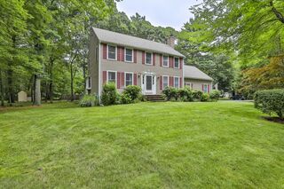 Photo of 1 Deer Path Ln Mansfield, MA 02048