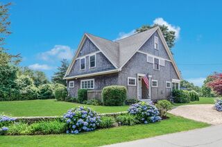Photo of 34 Nonquitt Ave Dartmouth, MA 02748