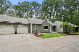 Photo of 10 Steepletree Ln Wayland, MA 01778