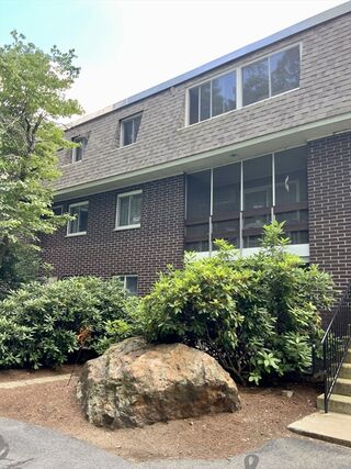 Photo of 10 Mill St Maynard, MA 01754