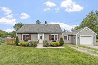 Photo of 3 Park Rd Ashby, MA 01431