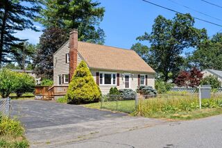 Photo of 31 Dartmouth Drive Billerica, MA 01821
