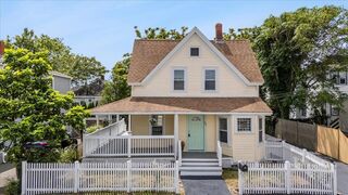 Photo of 54 L St Hull, MA 02045